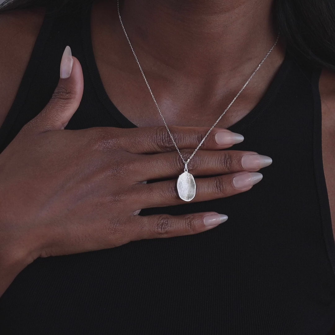 Collier d'empreintes digitales personnalisé 