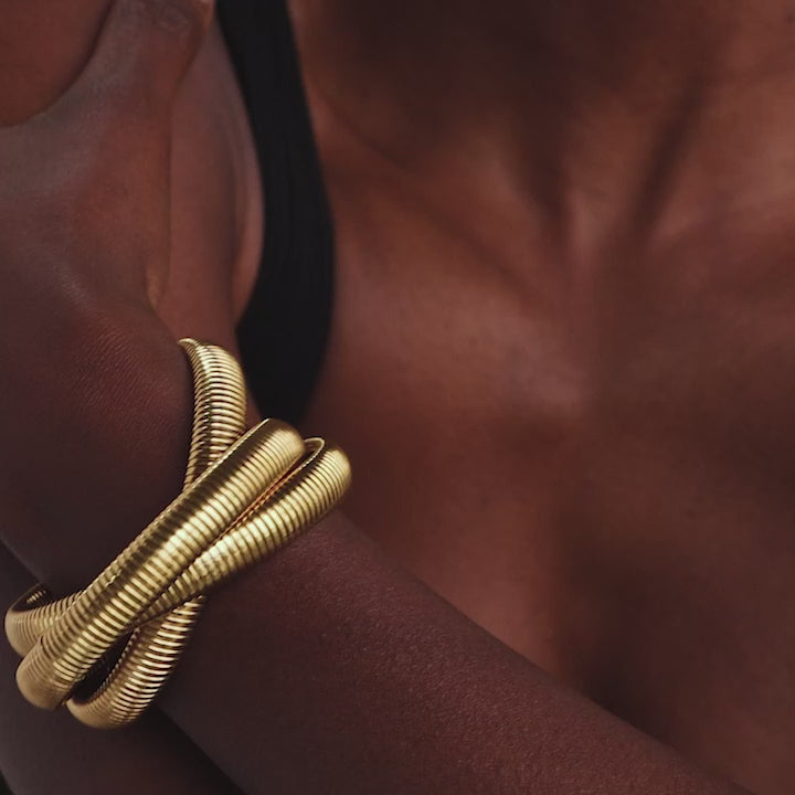 Bracelet jonc côtelé infini