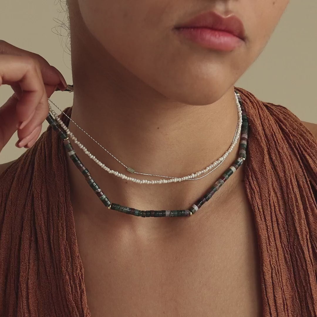 Collier de perles d’agate mousse 