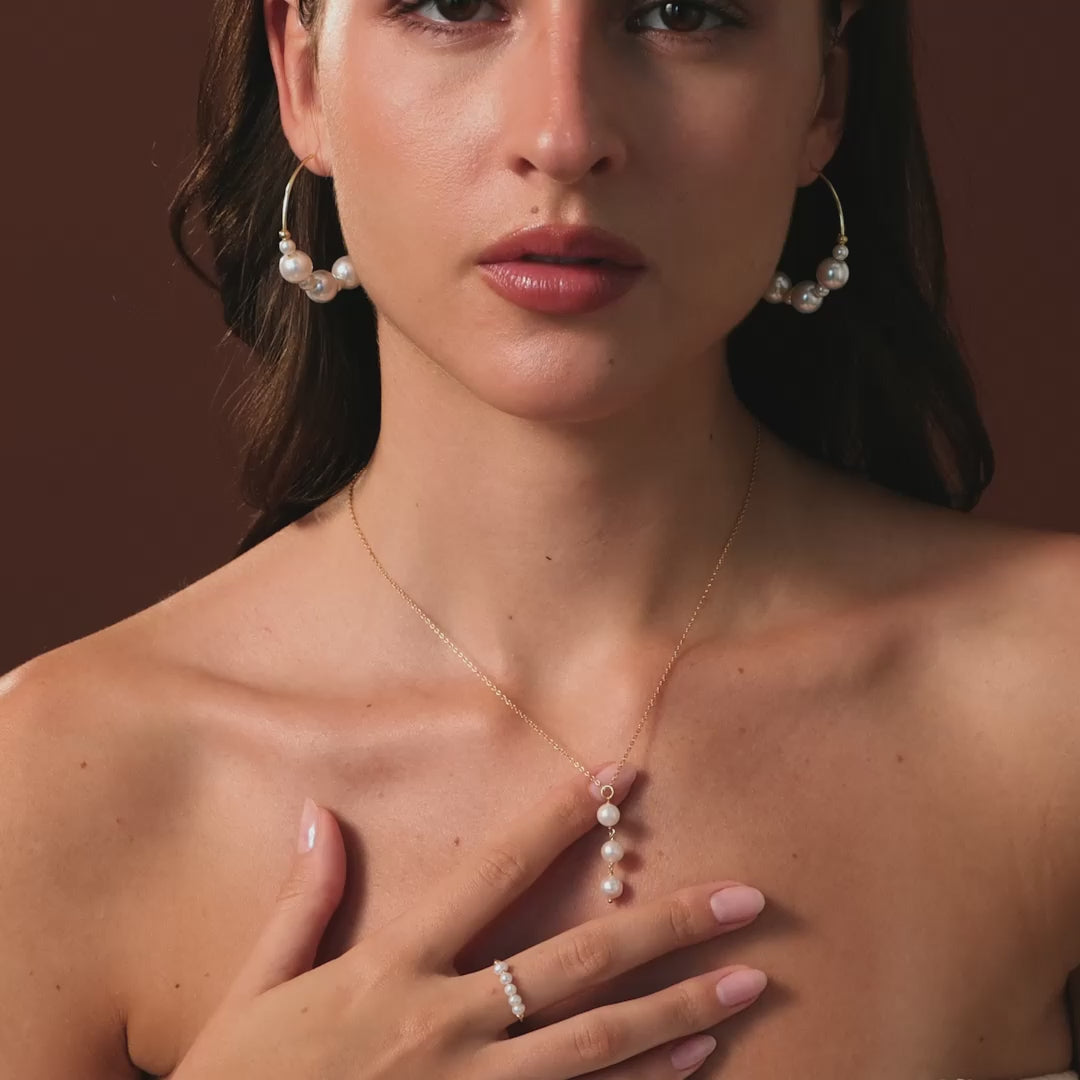 Pearl Cascade Necklace in Silver