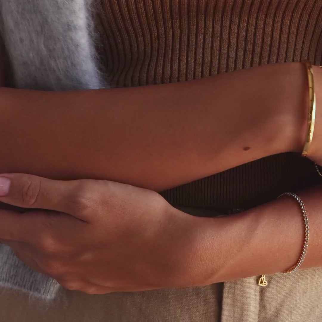 Toi et Moi Teardrop Heart Bracelet in 18K Gold
