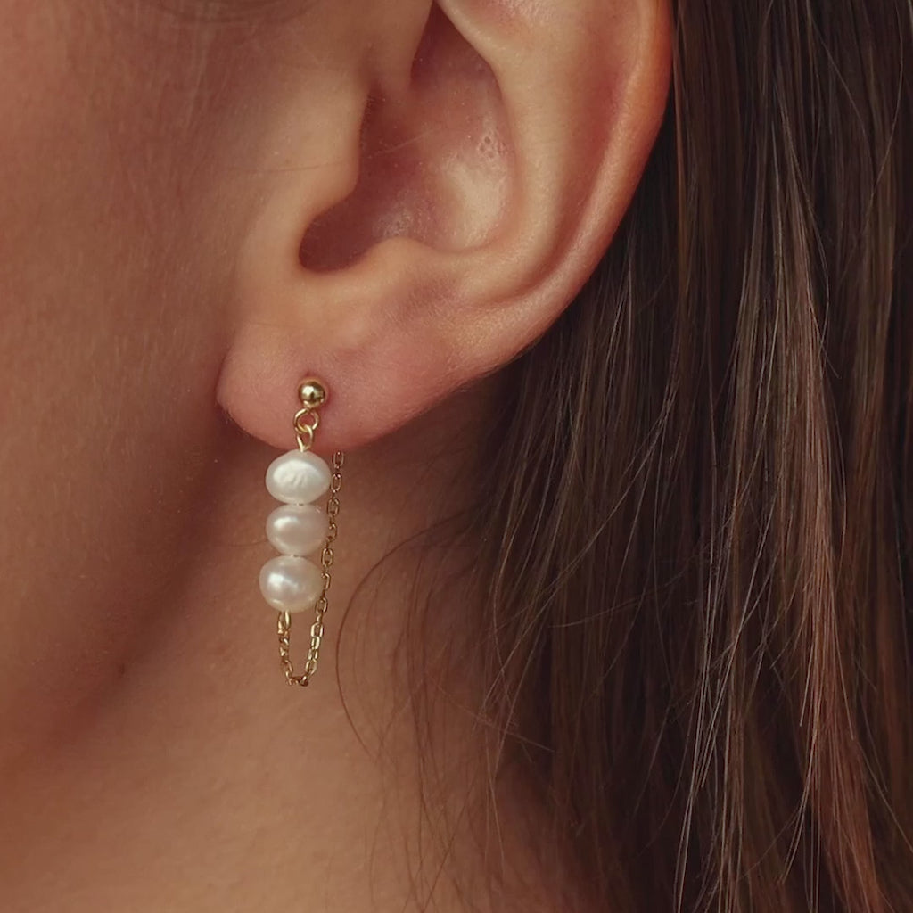Pendientes colgantes con triple perla