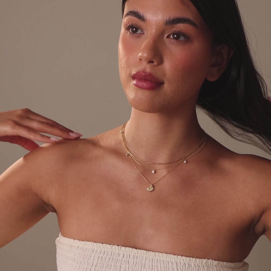Diamond Seashell Charm Necklace in 18K Gold