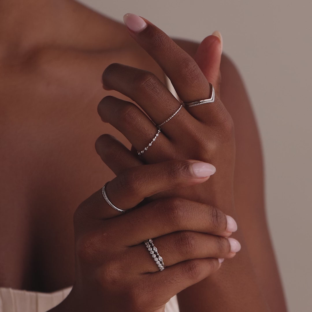 Curve Stacking Set in Silver