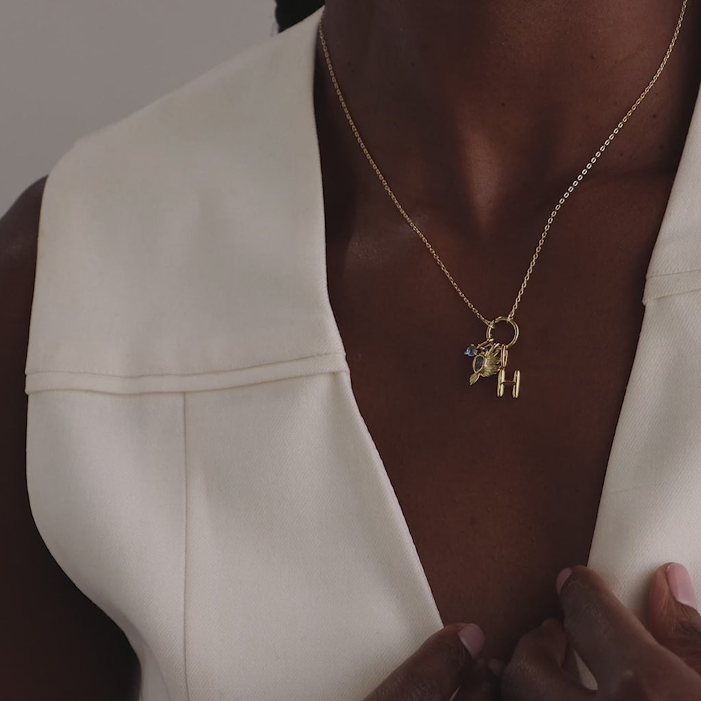 Hummingbird Charm in 18K Gold