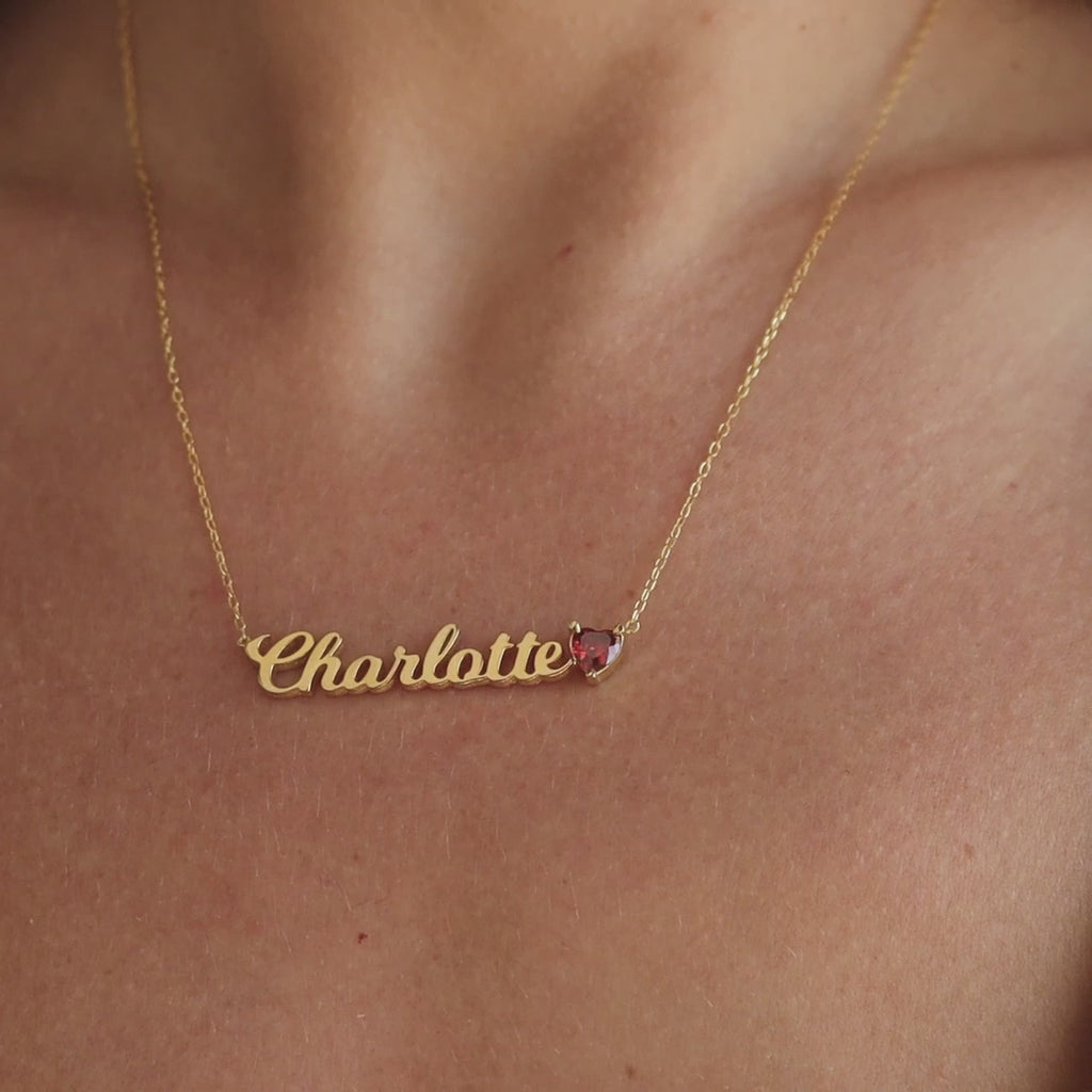 Collier de pierre de naissance coeur nom doux