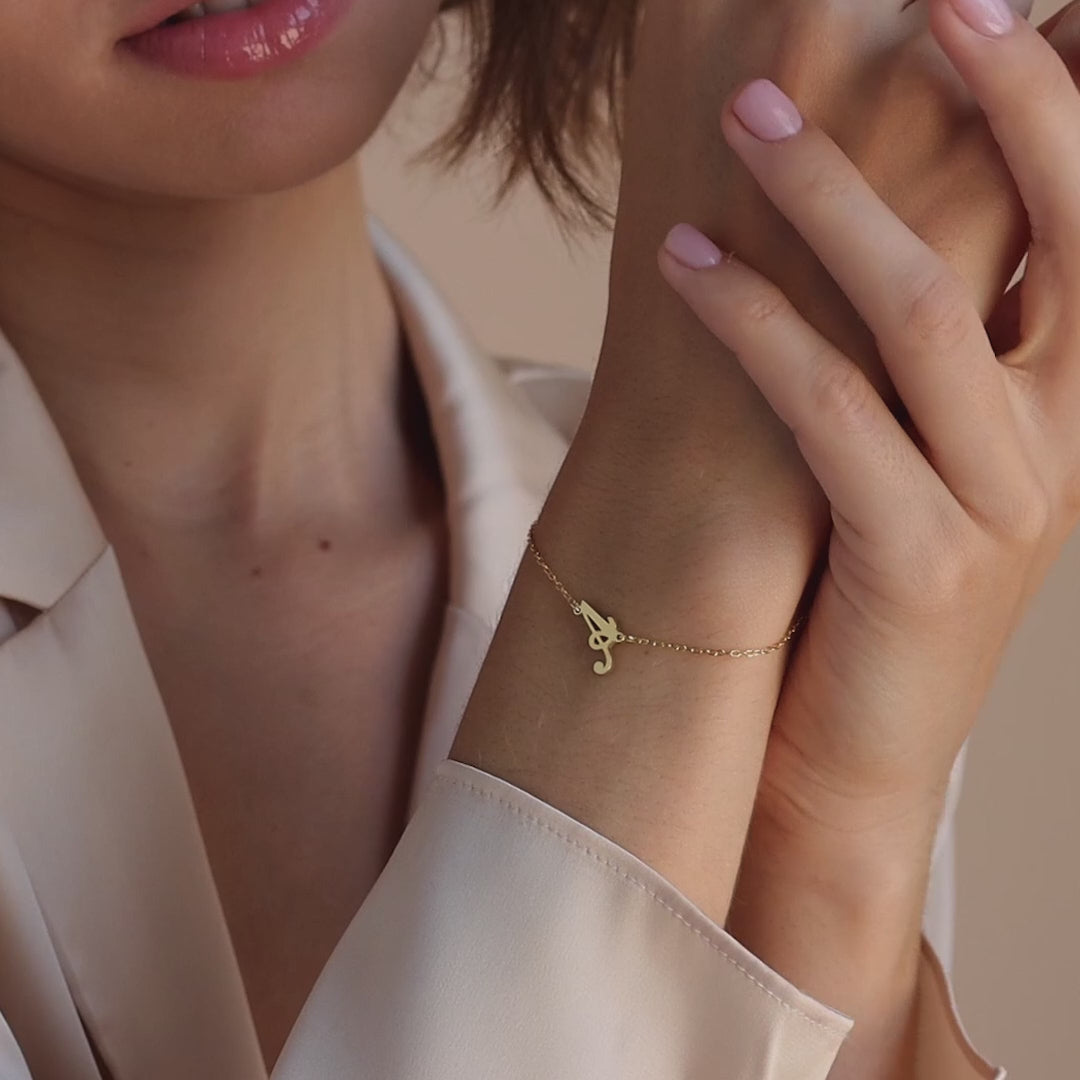 Bracelet initial Carrie