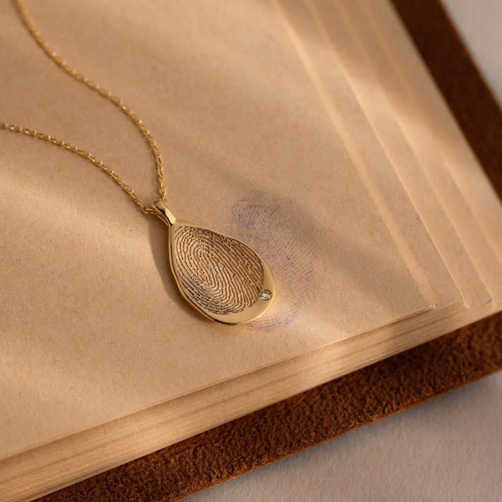 Organic Fingerprint Teardrop Necklace in 18K Gold