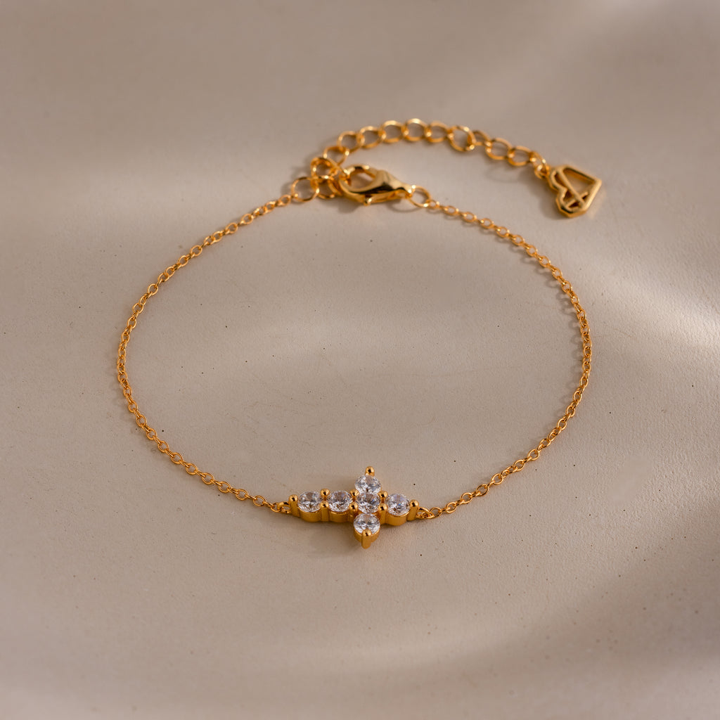 Diamond Cross Necklace & Bracelet Set in 18K Gold