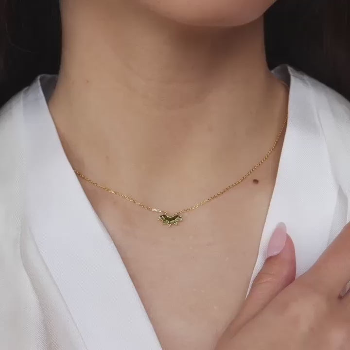 Collar con piedra natal de marquesa 
