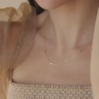 Collar de estación de bar