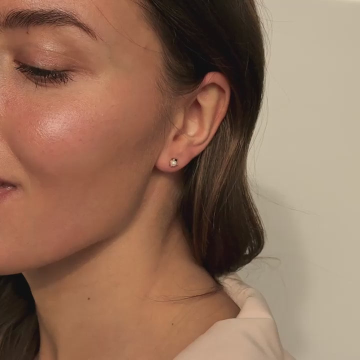Raindrop Pearl Onyx Studs
